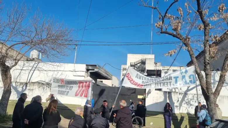 Cooperativa Textil de Berisso: "Hace 25 días que está paralizada, con corte de luz y gas"
