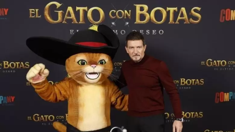 Antonio Banderas vuelve a hacer la voz del gato con botas en su nueva película