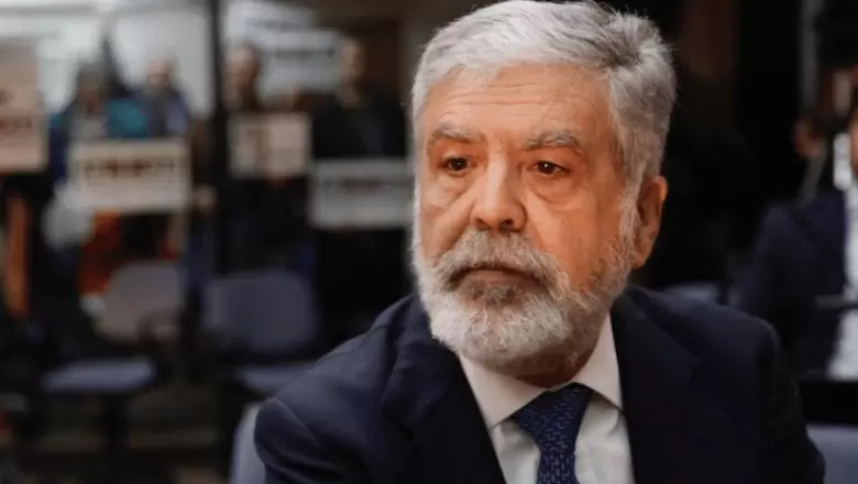 Julio De Vido: "Es conveniente para el peronismo que las PASO sean abiertas"