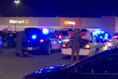 Un tiroteo en Estados Unidos dejó 7 muertos en un Walmart