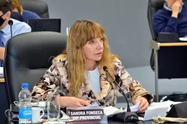 Sandra Fonseca: "Desde el 2018 están ocultando el petróleo y el gas en la provincia de La Pampa"