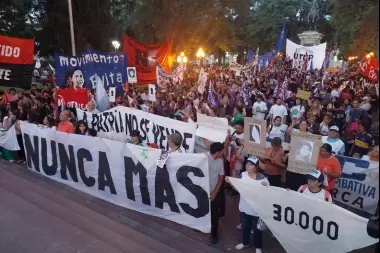 #TeLaDebo: La plaza gritó "Nunca Más"