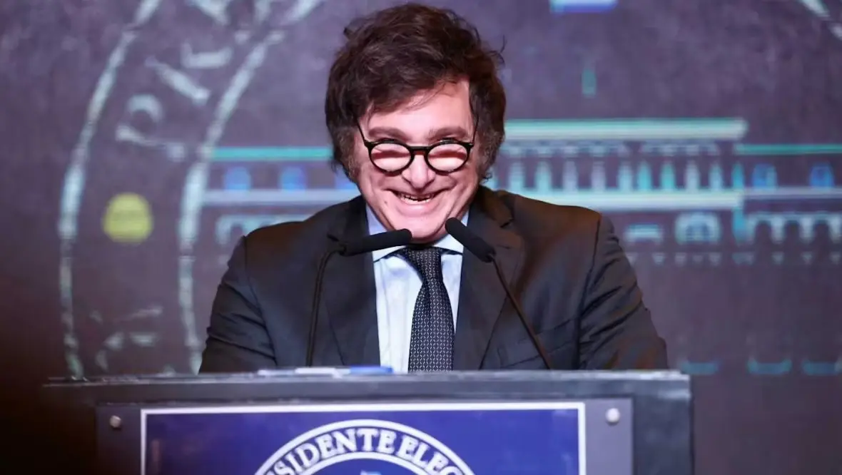 Adrián Cenci: "Me cansé de que se nos vaya la vida sin cumplir nuestros sueños"