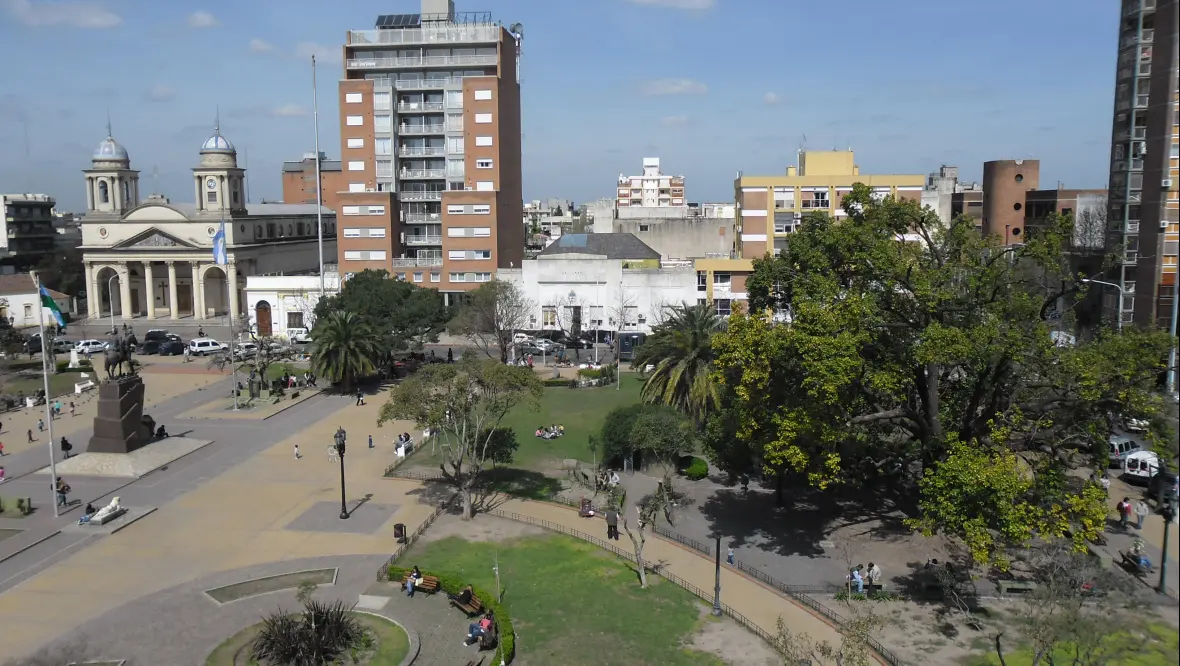 Morón: “El municipio avanza por excepción y avasalla nuestro derecho a vivir en paz”