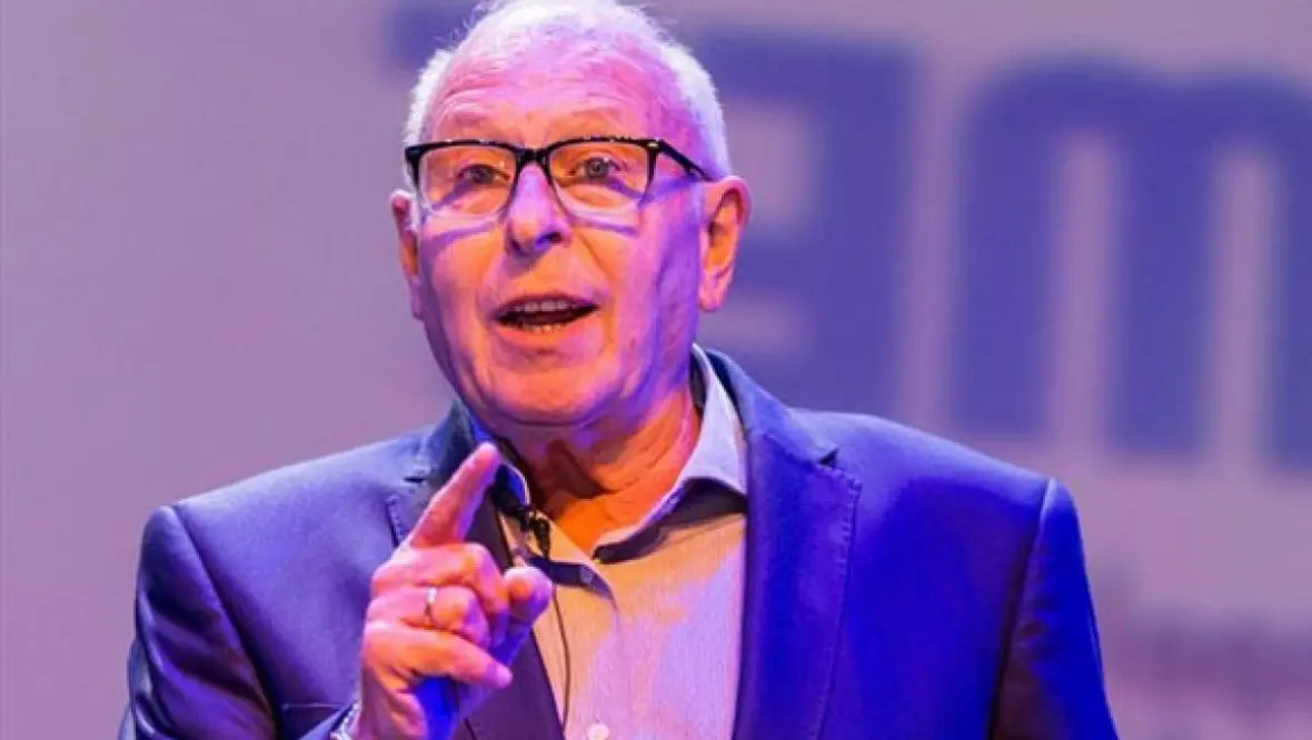 Roberto Bacman: “La reforma laboral solo puede salir a través de prevendas”