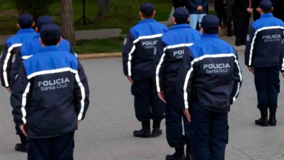 Crisis en la policía de Santa Cruz: “Los policías no garantizan a sus familias un plato de comida”