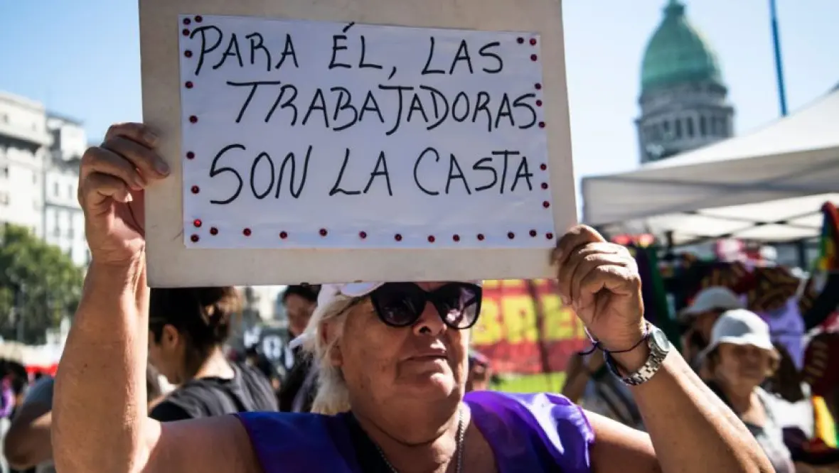 “La reforma laboral es regresiva y perjudica especialmente a las mujeres trabajadoras”