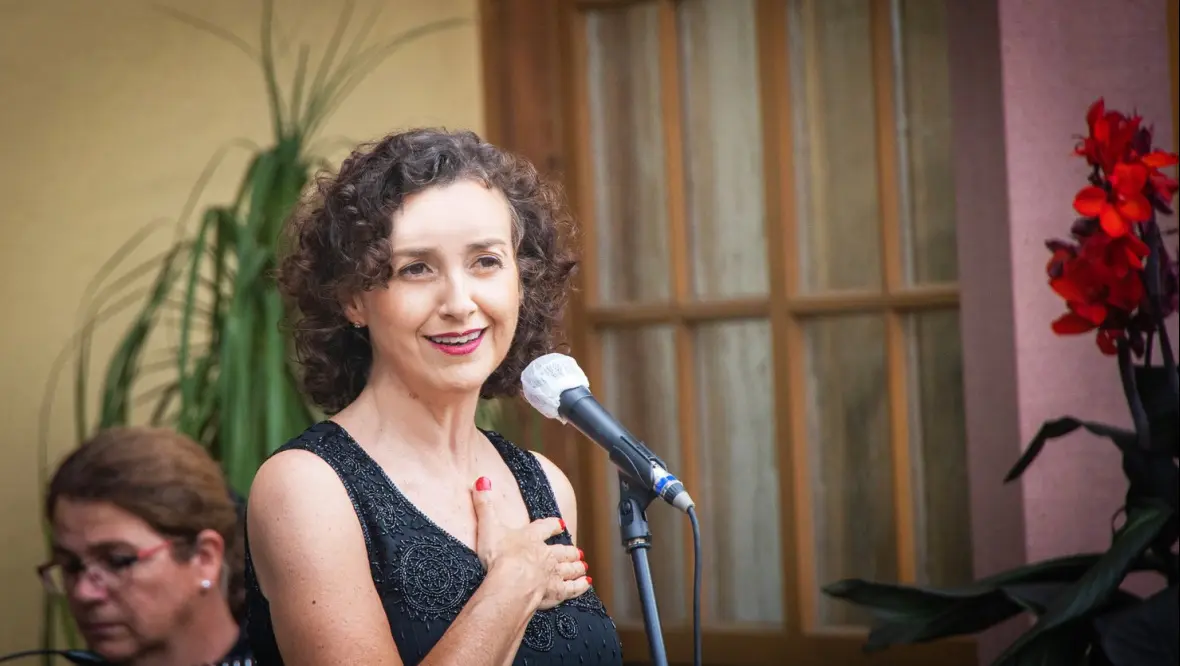 Elke Aymonino: "Isa Kremer fue una figura de vanguardia que hoy renace en el teatro"