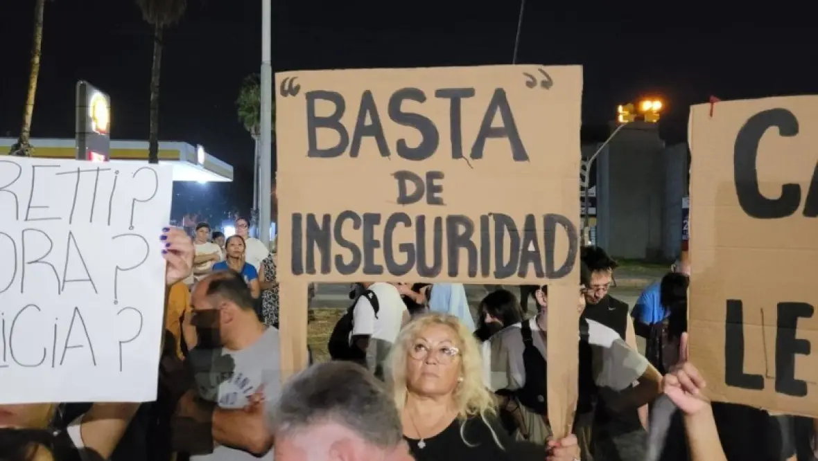 "Los vecinos de Los Hornos estamos hartos de los robos y sabemos de dónde vienen"