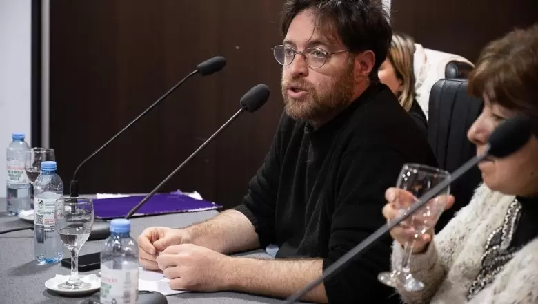 Guillermo Kane: "En Diputados hubo una sesión ordinaria en todo el año"