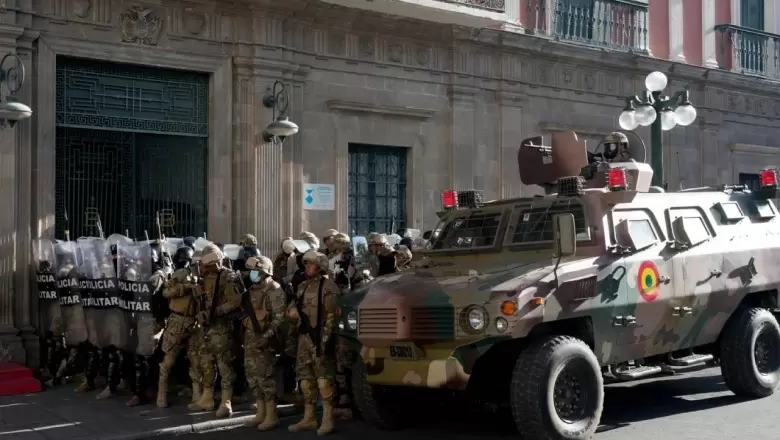 ¿Autogolpe en Bolivia?: "Hubo una insubordinación militar, esto es innegable"