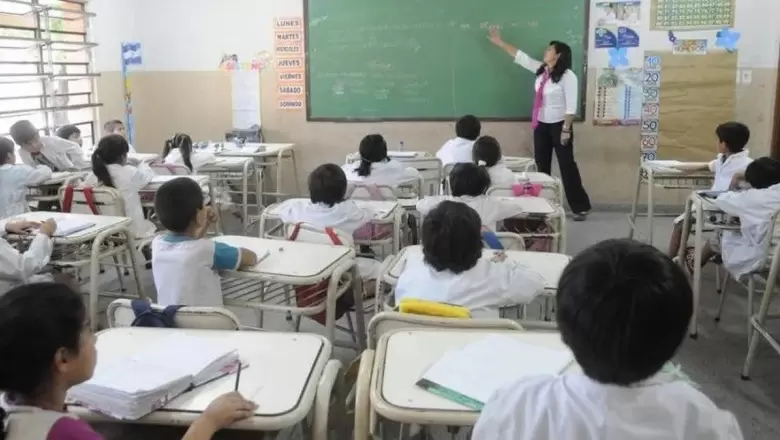 La batalla cultural en la educación: "Es esencial que todos los días se den clases"