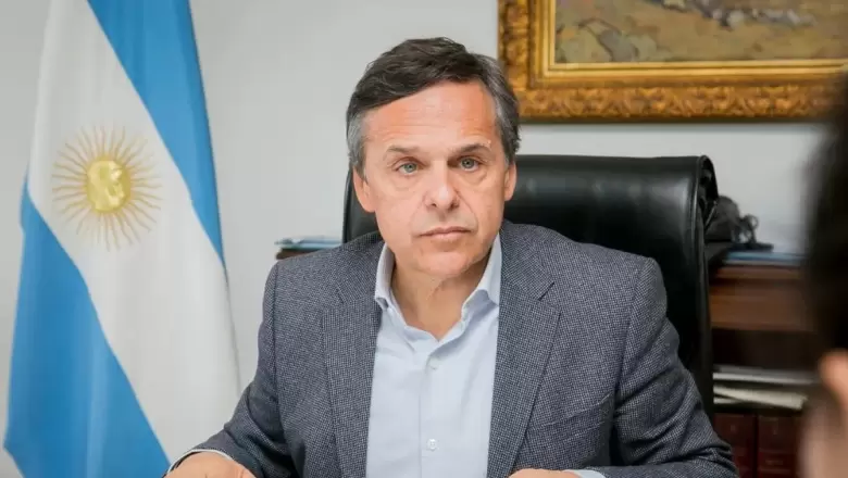 El ataque del gobierno a Aerolíneas Argentinas: entrevista a Diego Giuliano