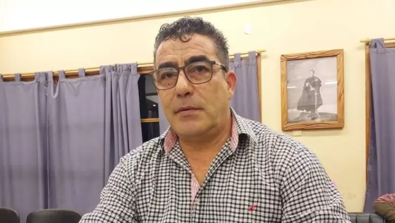 Concejal de LLA Villa Gesell apuntó contra Gustavo Barrera: "Compraba y vendía acciones en dólares"