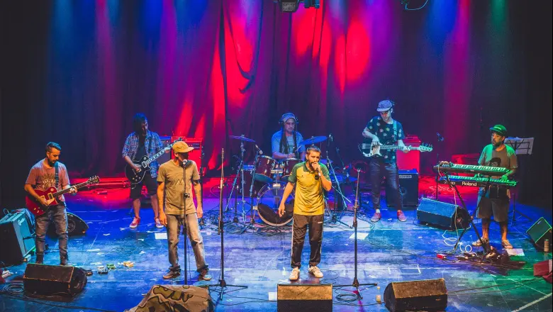 La Ombú: "La música es nuestro alimento para resistir y expresar lo que vivimos"