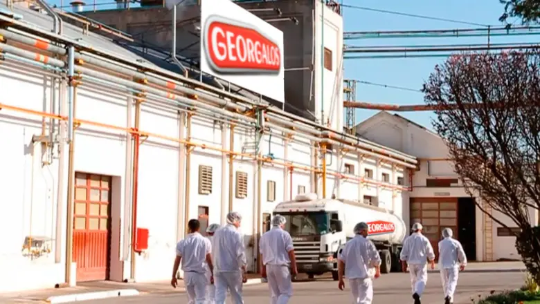 Protesta en Georgalos: “Nos exigen el doble de producción con menos personal y encima nos despiden”