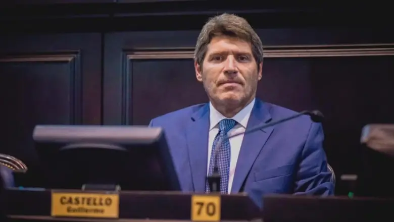 Guillermo Castello: "Los senadores de Kicillof legislan para perpetuarse en el poder"