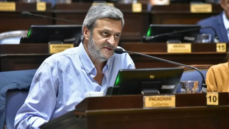 "Axel Kicillof no da respuestas y está lejos de ser un escudo contra el ajuste de Javier Milei"