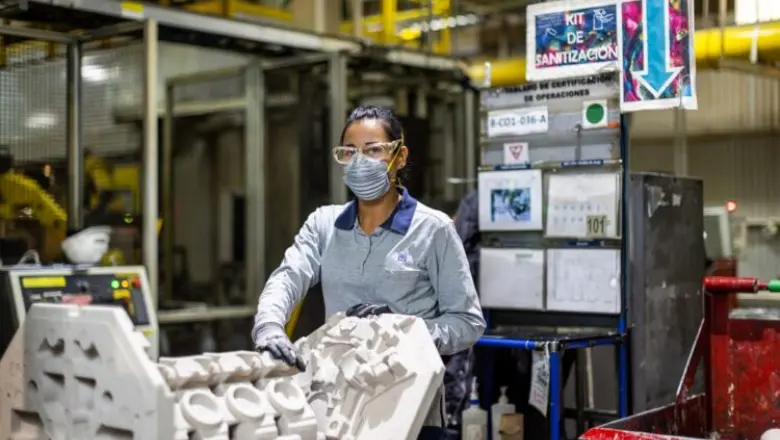 "Las mujeres pueden transformar la industria y abrir caminos"