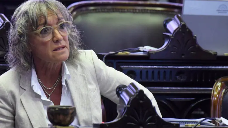 Mónica Frade: "Karina y Javier Milei son anverso y reverso de una misma persona"