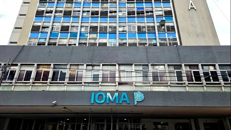 Conflicto con IOMA: "Llevo más de un año esperando un procesador de sonido que necesito para vivir"