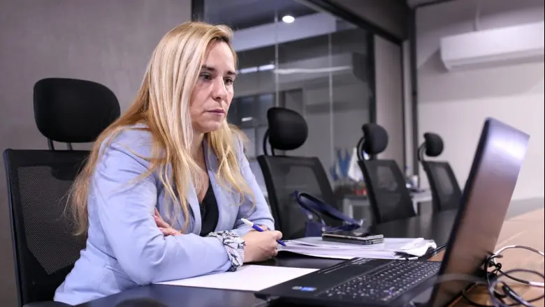 Silvia La Ruffa: “El peronismo debe volver a enamorar y hablarle a la gente, no entre sí”