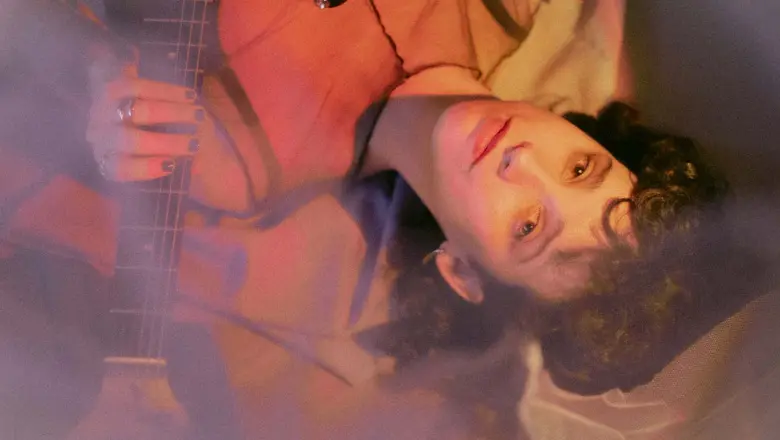 Miles: “Mapa nació de un momento oscuro, pero quise darle luz con la música”