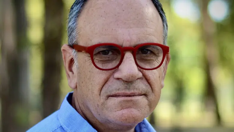 “Están tirando cloacas sin tratar al Río de la Plata y contaminan las playas de Berisso y Ensenada”