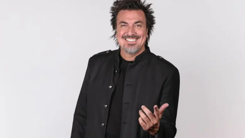 Joe Fernández: “La astrología es un idioma que te permite divertirte y pasarla bien”