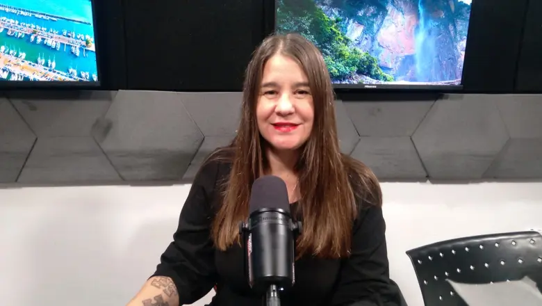 “La familia es una gran encerrona que da mucho sufrimiento psíquico”