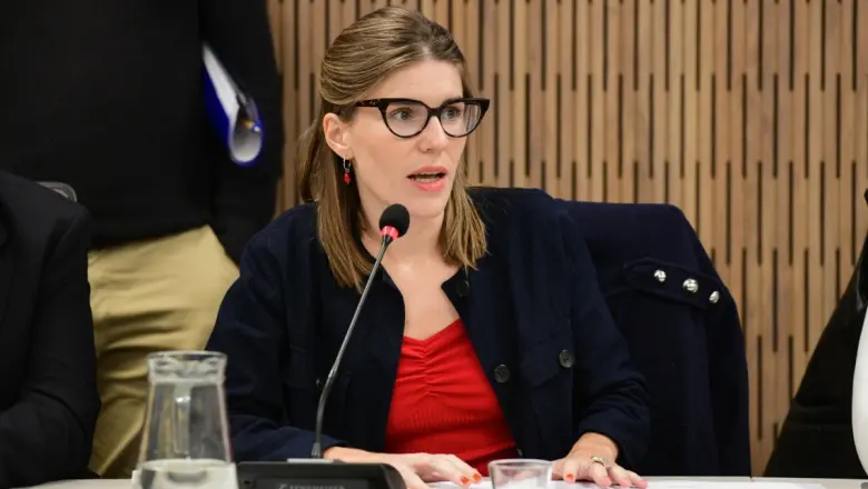 Marina Salzmann: "Los escándalos de corrupción forman parte de este modelo"