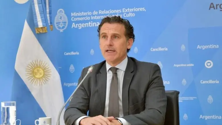 Guillermo Justo Chaves: "Argentina está aislada por el fanatismo irracional de Milei"
