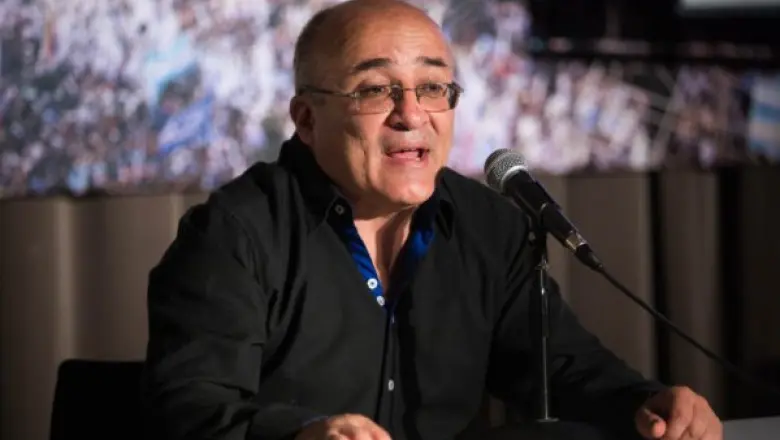 Bolivia: "Rodrigo Paz cometió el error de entregarse prematuramente a los mandatos de EE. UU."