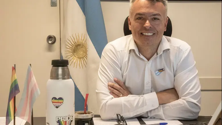 Esteban Paulón: "El gobierno tiene que cumplir ya con el financiamiento para las universidades"
