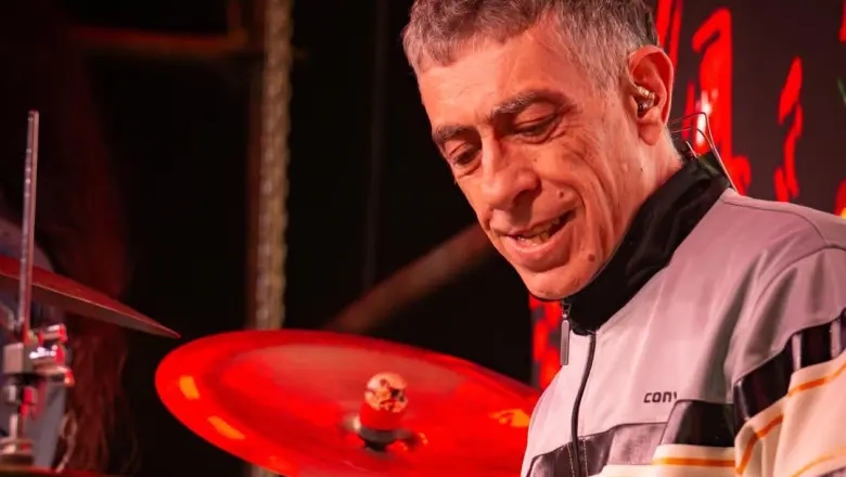 Walter Sidotti llega con Tarea Fina al Teatro Ópera de La Plata: "Volver a las fuentes es una fiesta"