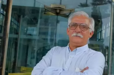 Carlos Zapata: "Mucha gente está en la miseria y la pelea entre políticos sólo lo agrava"