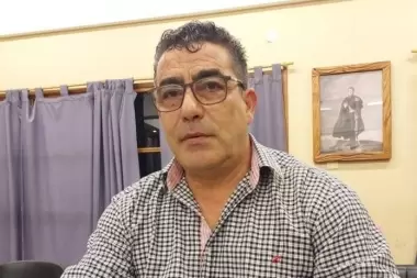 Concejal de LLA Villa Gesell apuntó contra Gustavo Barrera: "Compraba y vendía acciones en dólares"