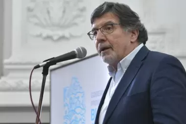 Alberto Sileoni: “Los chicos de 15 o incluso antes, biológicamente están inmersos en el desarrollo sexual”