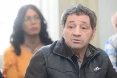Taxis de La Plata: “Los chóferes salen a la calle con 60 mil pesos en contra”