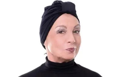Irene Bianchi: "La muerte tiene mala prensa, pero también se puede reír"