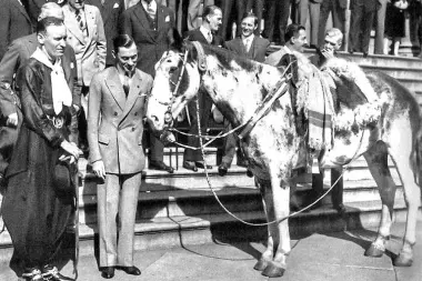 Homenaje a Gato y Mancha: 100 Años de una hazaña épica a caballo