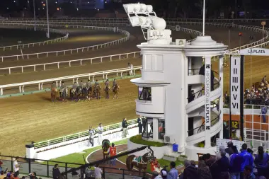 Hipódromo de La Plata: “Pagamos 375 millones por una ambulancia alquilada y no tenemos una propia”