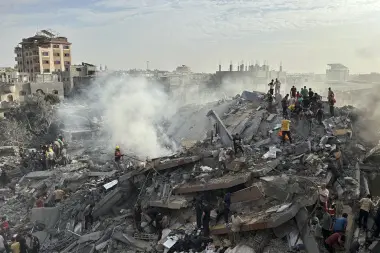 Guerra en Medio Oriente: "Trump impuso el alto al fuego y generó tensiones internas en EE.UU."