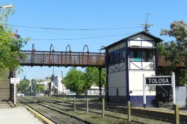 La Plata: "La estación de Tolosa no es accesible para los vecinos"