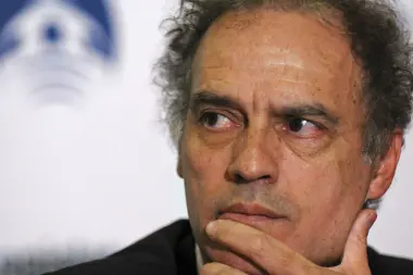 Aníbal Ibarra: "El proyecto de Javier Milei está haciendo agua por todos lados"