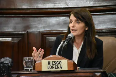 Lorena Riesgo: "Atacar la cultura busca que el pueblo no se defienda ni esté orgulloso de lo que es"