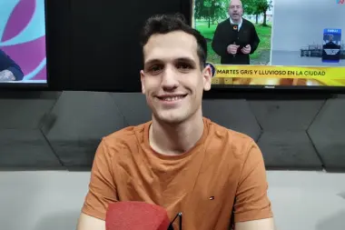 "El radicalismo está destruido y necesita refundarse desde cero"