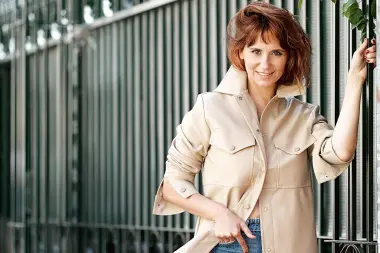 Julieta Cayetina presenta su nueva obra: “Tardé tres años en escribirla”