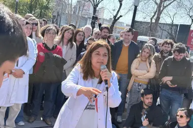 Norma Lezana: “Hay persecución política y gremial contra los que defendimos el Hospital Garrahan”