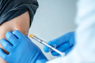 “La vacunación no puede ser obligatoria sin consentimiento informado”